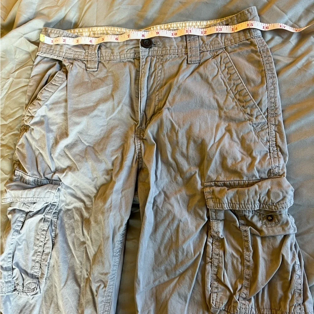 #30 Gray cargo shorts
